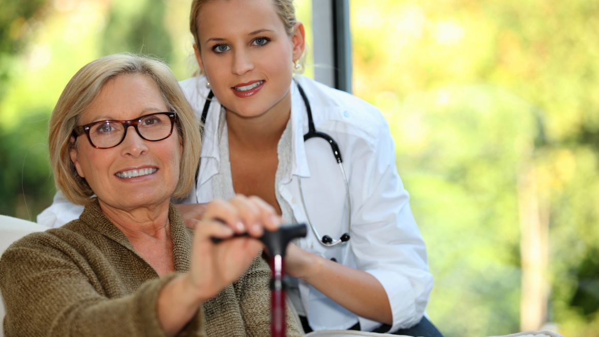 Keeping Seniors Active: How to Care for Aging Parents